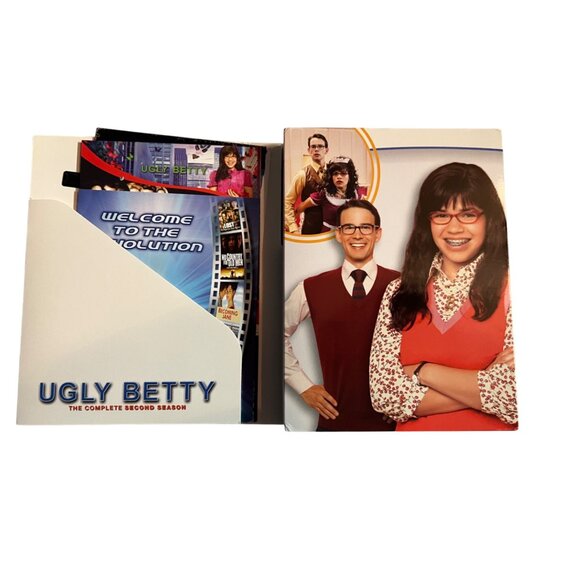 Ugly Betty 2008 DVD Complete Second Season Comedy America Ferrera Pre-Owned - Picture 6 of 7